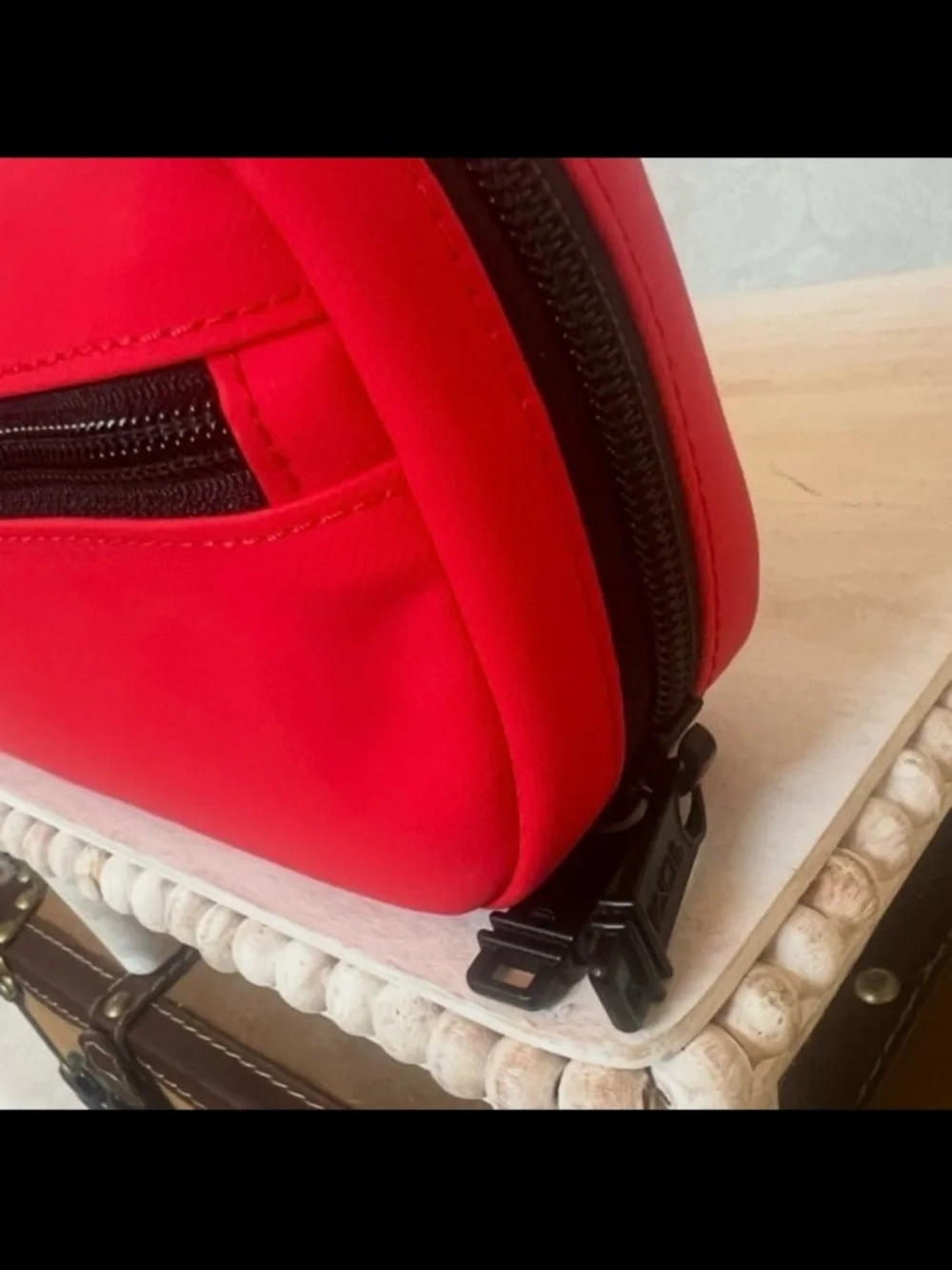 ⚡️TUMI Zip-Around Case - Red